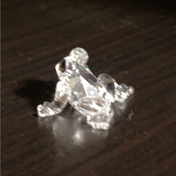 SWAROVSKI Crystal Miniature Baby Frog with Green Eyes Limited Edition - Picture 3 of 8